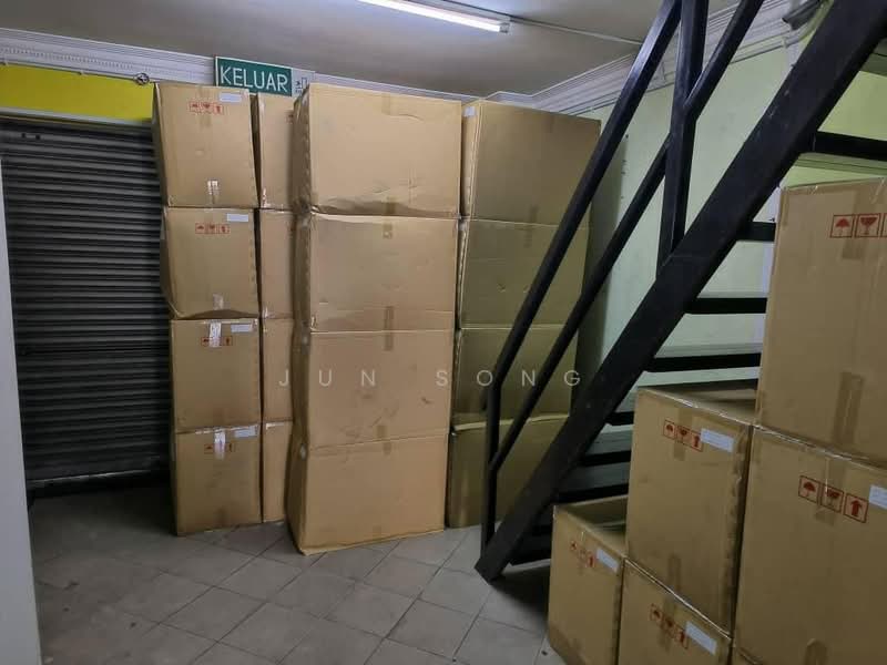 Shop for Rent in Taman Johor Jaya (Johor Bahru) - Jun Song - Interior - PropertyGuru.com.my
