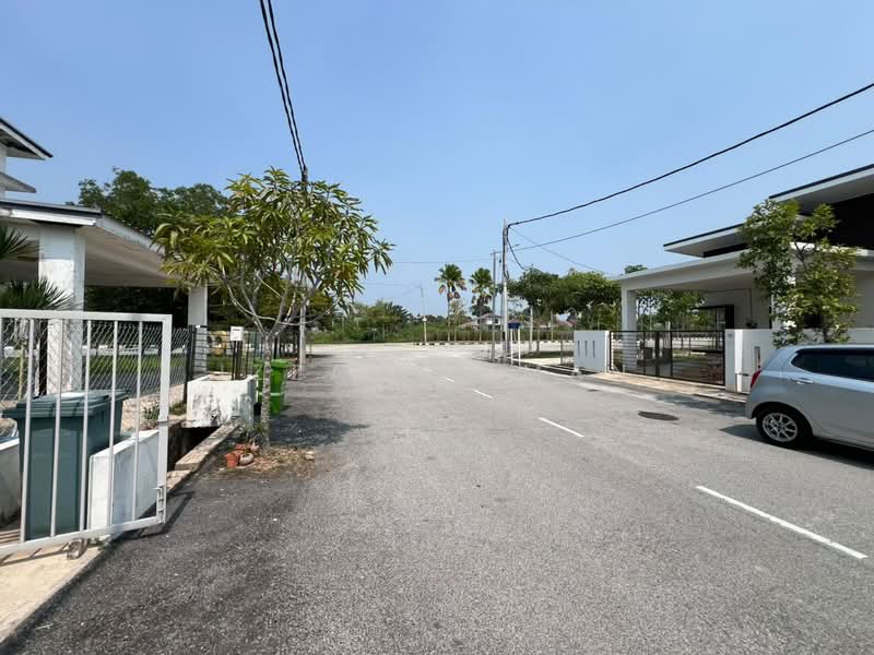 Rumah Teres 2-Tingkat untuk Dijual di Kuantan (Pahang) - Izzat Azman - Exterior - PropertyGuru.com.my