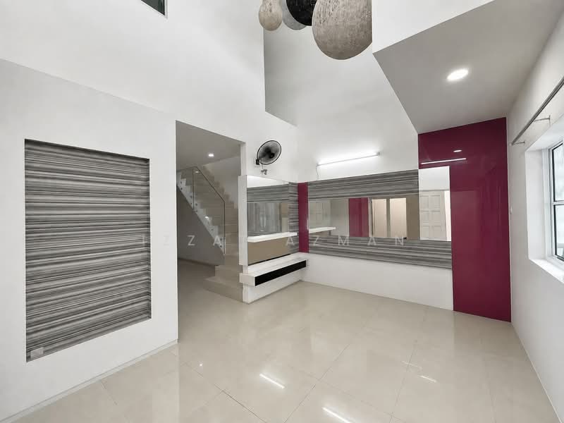 Rumah Teres 2-Tingkat untuk Dijual di Kuantan (Pahang) - Izzat Azman - Living Room - PropertyGuru.com.my