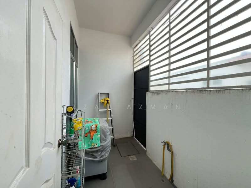 Rumah Teres 2-Tingkat untuk Dijual di Kuantan (Pahang) - Izzat Azman - Exterior - PropertyGuru.com.my