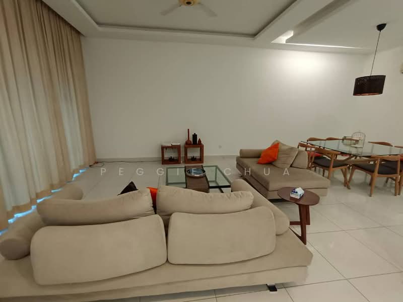 Rumah Kluster untuk Disewa di Mutiara Rini (Skudai) - Peggie Chua - Living Room - PropertyGuru.com.my