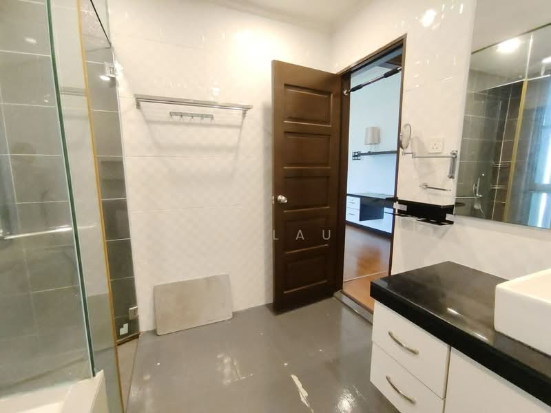 Kondominium untuk Disewa di Zefer Hill Residence - JK Lau - Bathroom - PropertyGuru.com.my