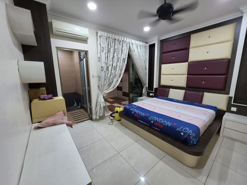Rumah Berkembar untuk Dijual di Skudai (Johor) - Jun Song - Bedroom - PropertyGuru.com.my