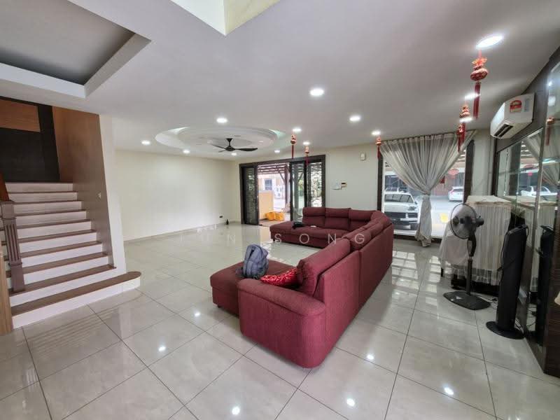 Rumah Berkembar untuk Dijual di Skudai (Johor) - Jun Song - Living Room - PropertyGuru.com.my