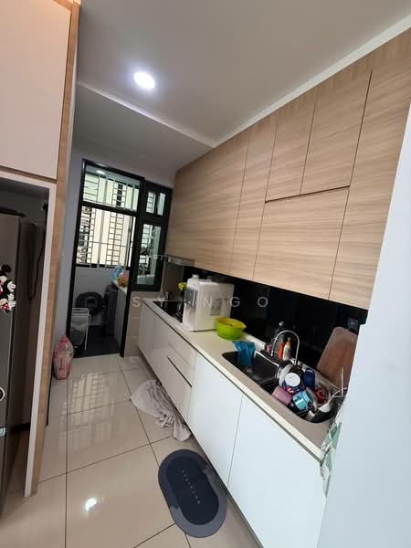 Service Residence for Sale at 8Scape Residence @ Sutera - SY Ngo - Kitchen - PropertyGuru.com.my