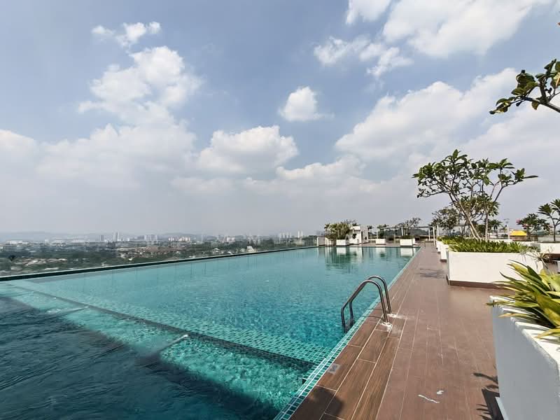 Kediaman Servis untuk Disewa di Evo Soho Suite - M Jamil Ali - Pool - PropertyGuru.com.my