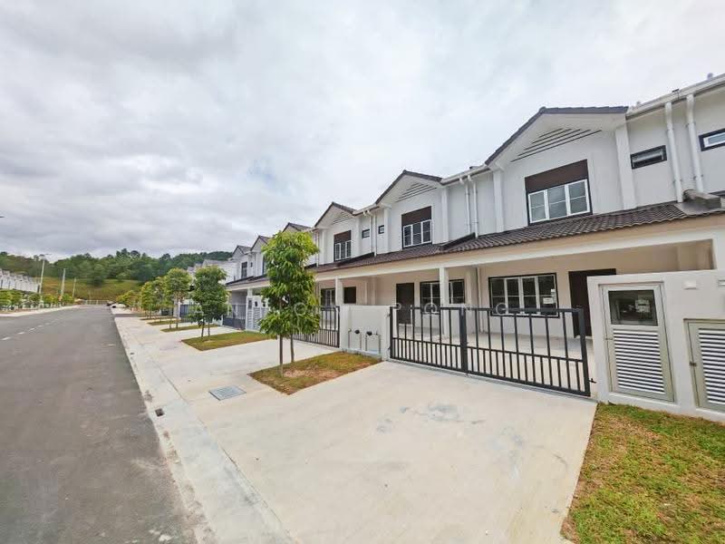 Rumah Teres untuk Disewa di Sepang (Selangor) - Anton Pong - Exterior - PropertyGuru.com.my