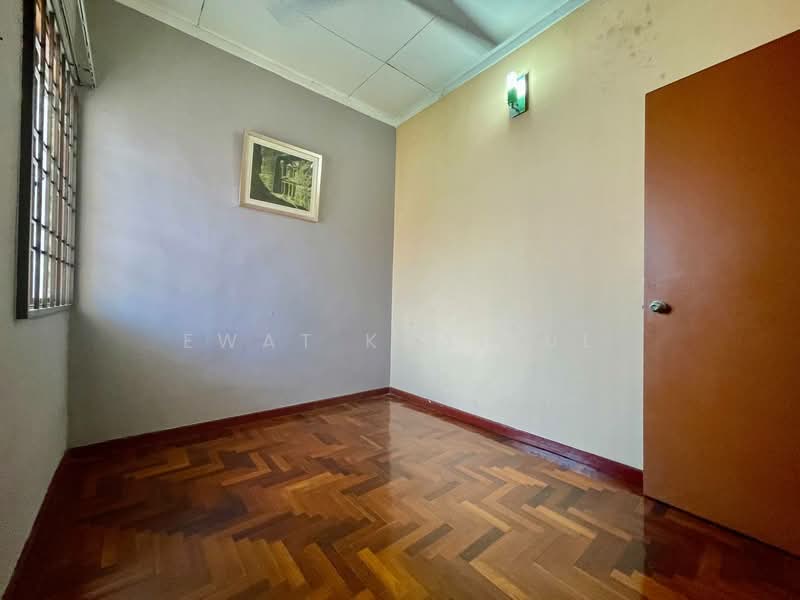 Rumah Teres 2-Tingkat untuk Disewa di Putra Bestari (Subang Jaya) - Ewat Khairul - Interior - PropertyGuru.com.my