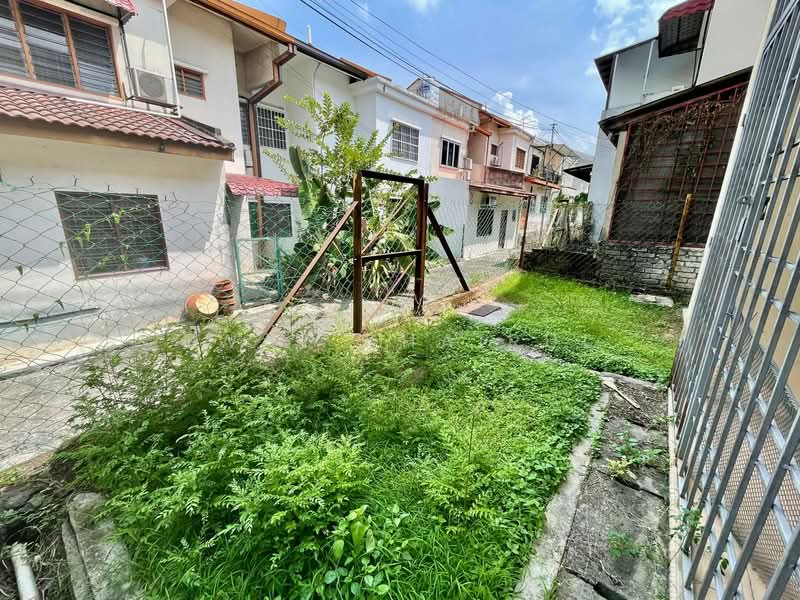 Rumah Teres 2-Tingkat untuk Disewa di Putra Bestari (Subang Jaya) - Ewat Khairul - Exterior - PropertyGuru.com.my