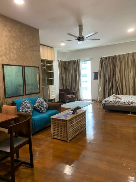 Kediaman Servis untuk Dijual di Regalia Residence - Tay SiewBoey - Living Room - PropertyGuru.com.my