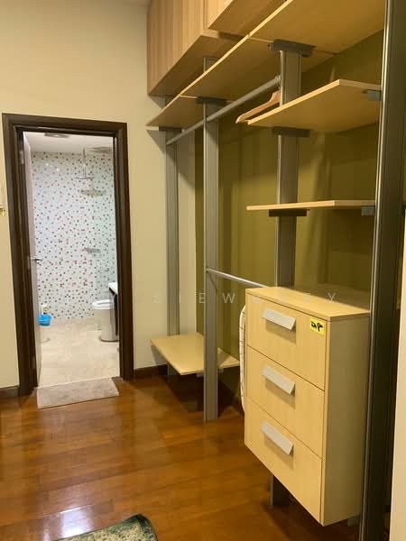 Kediaman Servis untuk Dijual di Regalia Residence - Tay SiewBoey - Bathroom - PropertyGuru.com.my