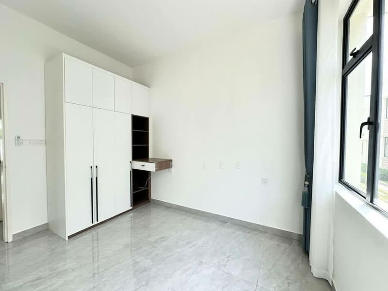 Semi-Detached House for Rent in Taman Damansara Aliff (Tampoi) - Ben Lee - Bedroom - PropertyGuru.com.my