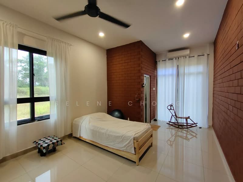 Bungalow House for Sale in Setul (Mantin) - Selene Chong - Bedroom - PropertyGuru.com.my