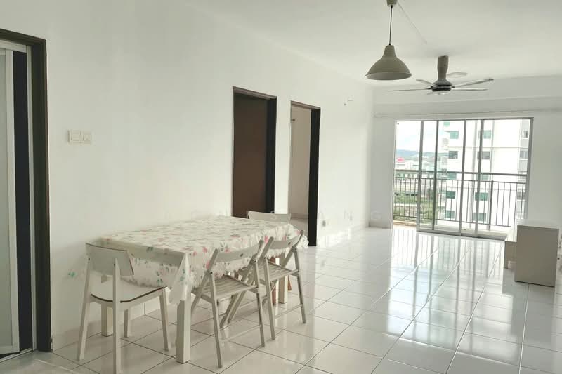 Service Residence for Sale at Alam Idaman - Agnes Ang - Dining Room - PropertyGuru.com.my