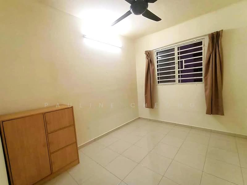 Apartment for Sale at Idaman Selasih - Pauline Cheong - Bedroom - PropertyGuru.com.my