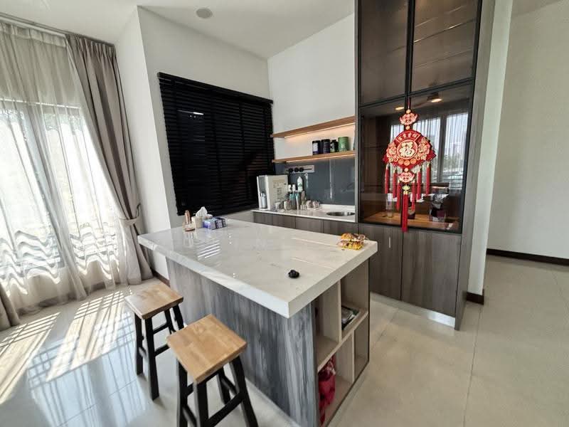 Semi-Detached House for Sale in Taman Equine (Seri Kembangan) - Jolin Choi - Kitchen - PropertyGuru.com.my