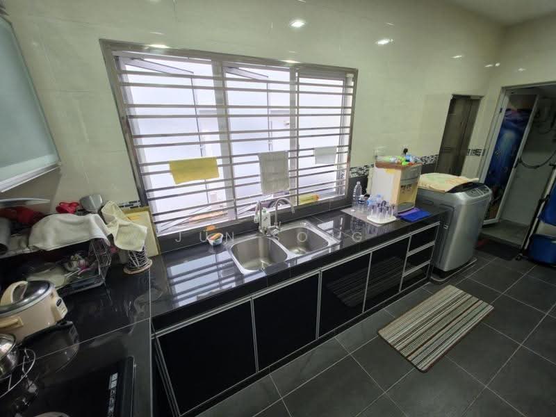 2-storey Terraced House for Sale in Taman Nusa Sentral (Iskandar Puteri (Nusajaya)) - Jun Song - Kitchen - PropertyGuru.com.my