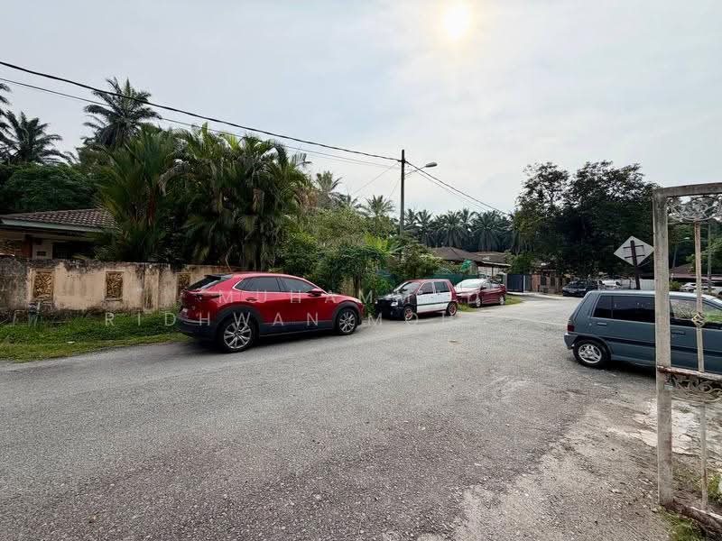 Rumah Teres 2-Tingkat untuk Dijual di Bandar Tasik Kesuma (Beranang) - Muhammad Ridhwan Mohd Huzairi - Exterior - PropertyGuru.com.my