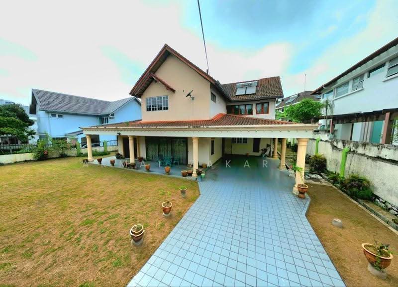 Bungalow House untuk Dijual di Taman Tun Dr Ismail (Kuala Lumpur) - Akmal Zakaria - Exterior - PropertyGuru.com.my
