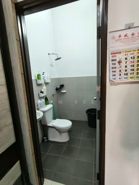 2-storey Terraced House for Sale in Pontian (Johor) - Kym Kee - Bathroom - PropertyGuru.com.my