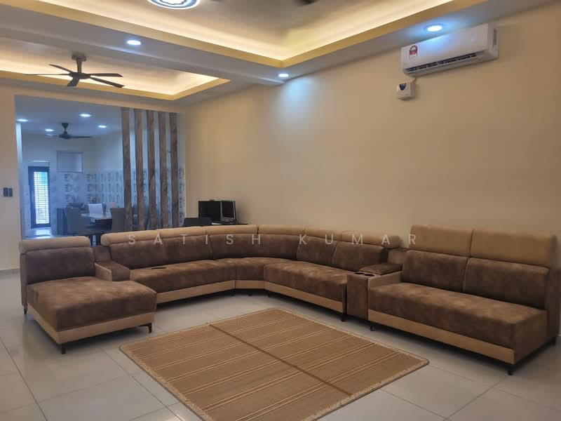Rumah Teres 2-Tingkat untuk Disewa di Bandar Sri Sendayan (Negeri Sembilan) - Satish Kumar - Living Room - PropertyGuru.com.my