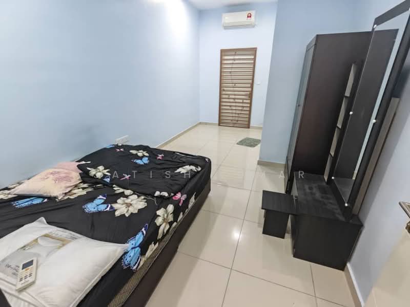 Rumah Teres 2-Tingkat untuk Disewa di Bandar Sri Sendayan (Negeri Sembilan) - Satish Kumar - Bedroom - PropertyGuru.com.my
