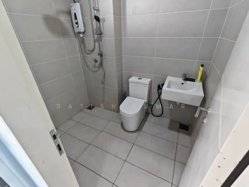 Rumah Teres 2-Tingkat untuk Disewa di Bandar Sri Sendayan (Negeri Sembilan) - Satish Kumar - Bathroom - PropertyGuru.com.my