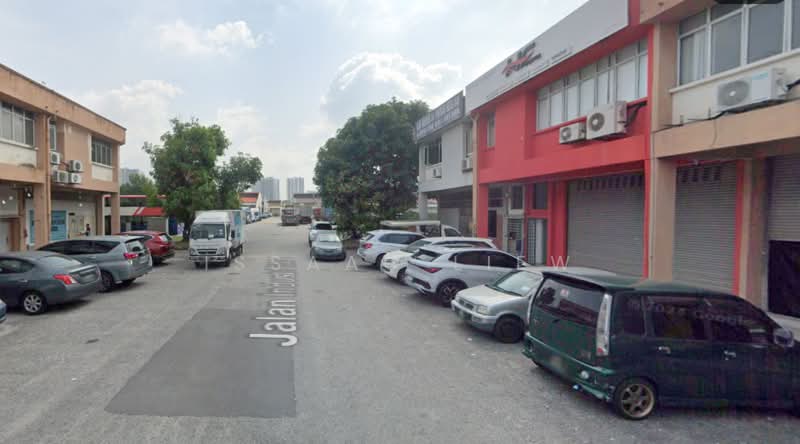 Kilang Teres untuk Dijual di Subang Jaya (Selangor) - Issaac Liew - Exterior - PropertyGuru.com.my