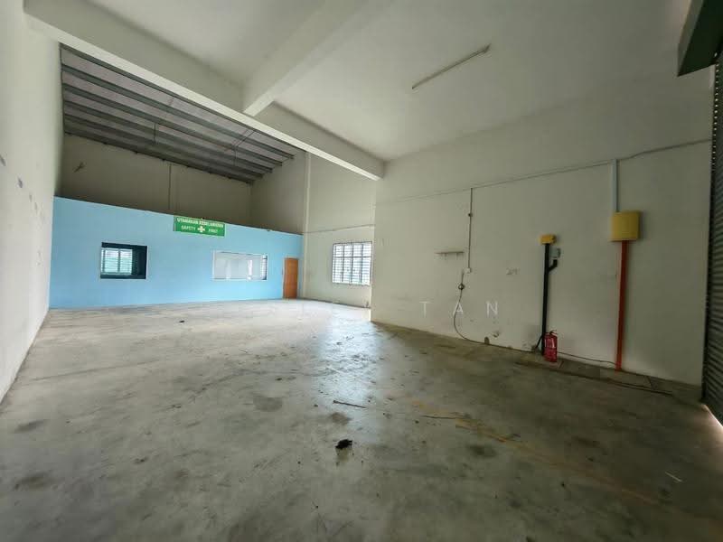 Kilang untuk Disewa di Taman Tasik Utama (Bukit Katil) - Wesley Tan - PropertyGuru.com.my