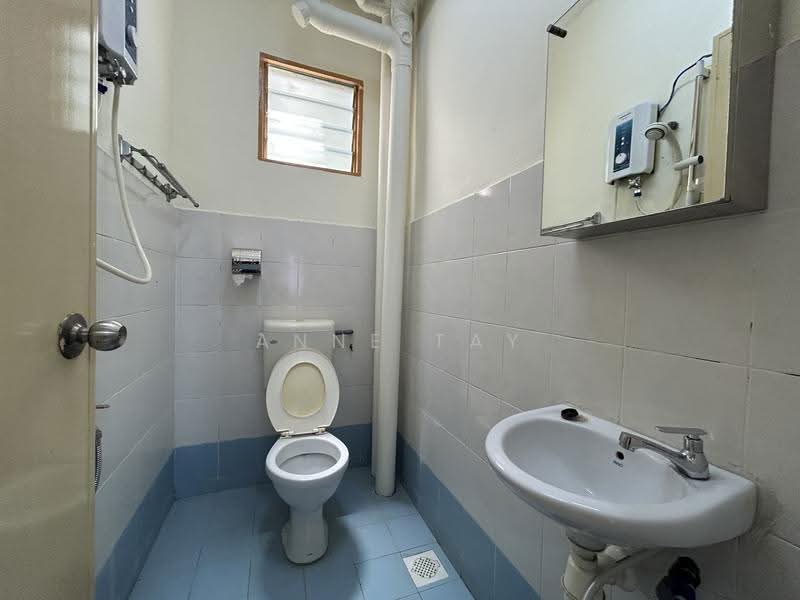 Pangsapuri untuk Disewa di Taman Seri Setanggi - Anne Tay - Bathroom - PropertyGuru.com.my