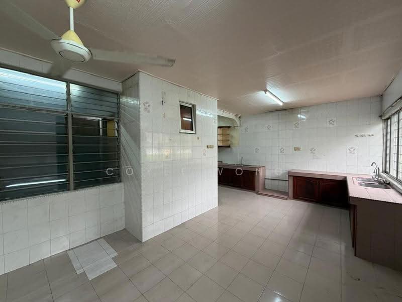 Rumah Teres 2-Tingkat untuk Dijual di Bandar Menjalara (Kuala Lumpur) - Coyee Wong - Kitchen - PropertyGuru.com.my