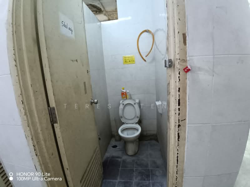 Kedai untuk Disewa di Bandar Botanic (Klang) - Teresa Teng - Bathroom - PropertyGuru.com.my