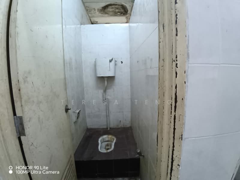 Kedai untuk Disewa di Bandar Botanic (Klang) - Teresa Teng - Bathroom - PropertyGuru.com.my