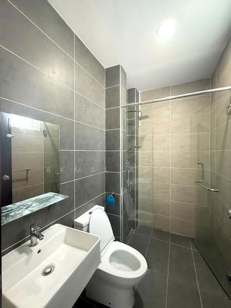 Rumah Teres 2-Tingkat untuk Dijual di Cyberjaya (Selangor) - Akmal Adam - Bathroom - PropertyGuru.com.my