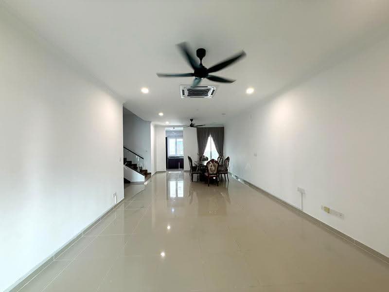 Rumah Teres 2-Tingkat untuk Dijual di Cyberjaya (Selangor) - Akmal Adam - Dining Room - PropertyGuru.com.my