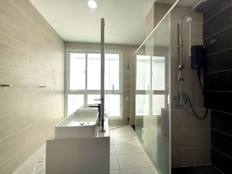 Rumah Teres 2-Tingkat untuk Dijual di Cyberjaya (Selangor) - Akmal Adam - Bathroom - PropertyGuru.com.my