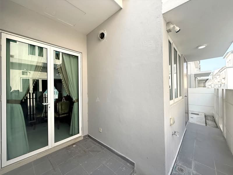Rumah Teres 2-Tingkat untuk Dijual di Cyberjaya (Selangor) - Akmal Adam - Exterior - PropertyGuru.com.my