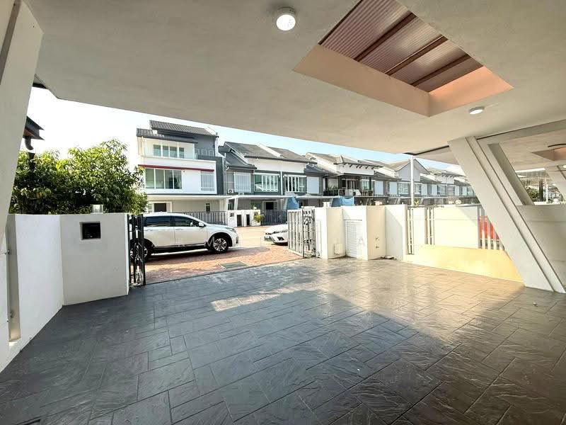 Rumah Teres 2-Tingkat untuk Dijual di Cyberjaya (Selangor) - Akmal Adam - Exterior - PropertyGuru.com.my