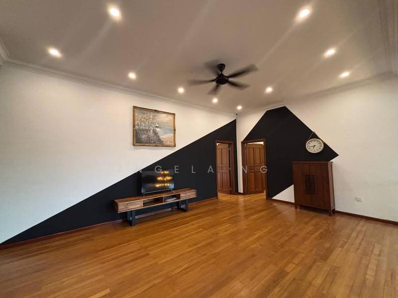 Bungalow House for Sale in Leisure Farm (Gelang Patah) - Angela Ng - Living Room - PropertyGuru.com.my