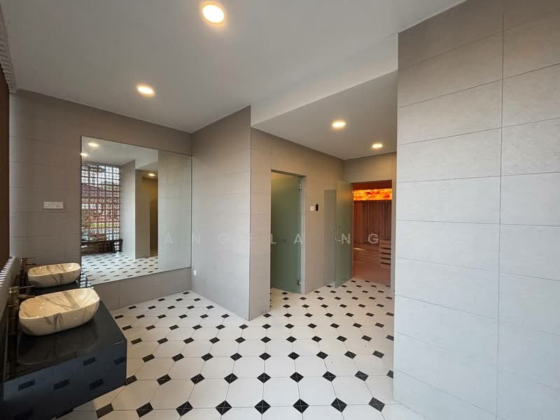 Bungalow House for Sale in Leisure Farm (Gelang Patah) - Angela Ng - Bathroom - PropertyGuru.com.my