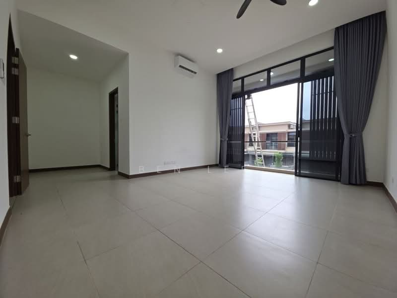 2-storey Terraced House for Sale in Puteri Harbour (Iskandar Puteri (Nusajaya)) - Ben Lee - Living Room - PropertyGuru.com.my