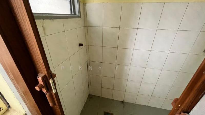 Pangsapuri untuk Dijual di Apartment Harmoni - Penny Yap - Bathroom - PropertyGuru.com.my