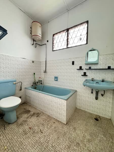 Rumah Teres 1-Tingkat untuk Dijual di Skudai (Johor) - Chuan Hong Kee - Bathroom - PropertyGuru.com.my