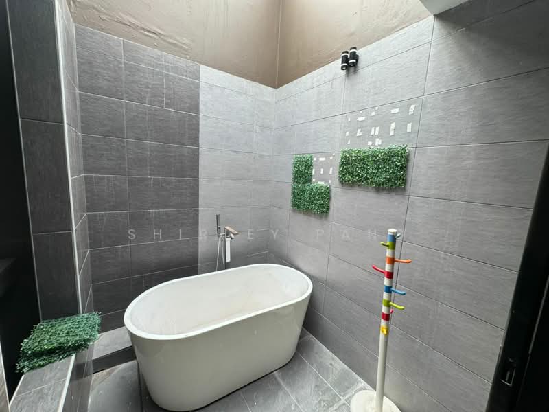 Cluster House for Sale in Horizon Hills (Iskandar Puteri (Nusajaya)) - Shirley Pang - Bathroom - PropertyGuru.com.my