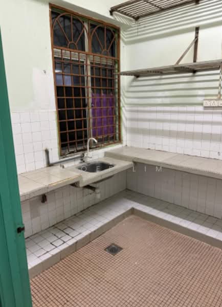Pangsapuri untuk Disewa di Bustan Shamelin - Geoff Lim - Kitchen - PropertyGuru.com.my