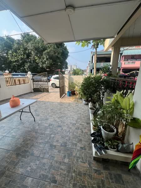 2-storey Terraced House for Sale in Taman Selasih (Batu Caves) - MY Loh - Exterior - PropertyGuru.com.my