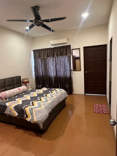 2-storey Terraced House for Sale in Taman Selasih (Batu Caves) - MY Loh - Bedroom - PropertyGuru.com.my
