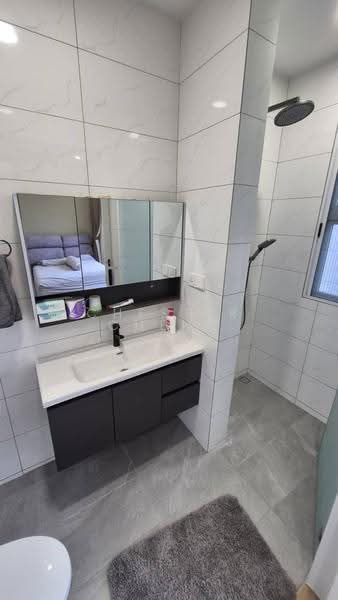 Rumah Teres untuk Dijual di Temasya Glenmarie (Glenmarie) - Chester Cheng - Bathroom - PropertyGuru.com.my