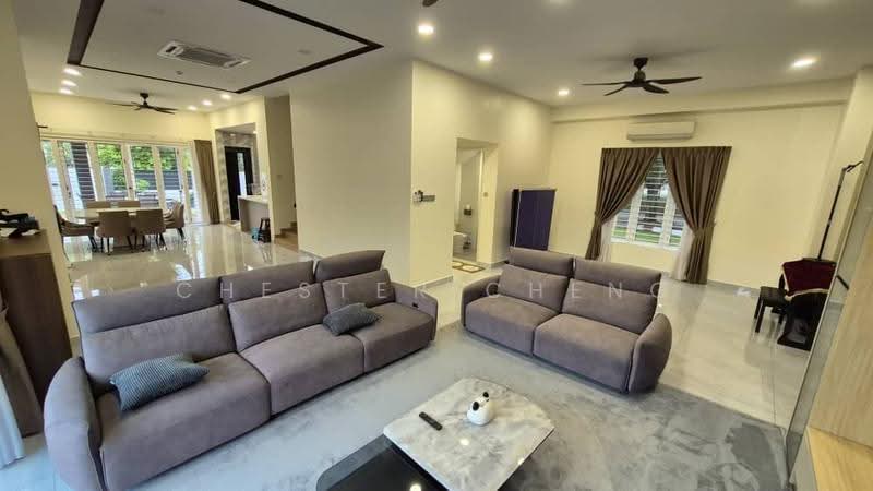 Rumah Teres untuk Dijual di Temasya Glenmarie (Glenmarie) - Chester Cheng - Living Room - PropertyGuru.com.my