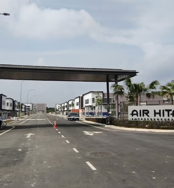 Kilang Berkembar untuk Disewa di Taman Perindustrian Air Hitam (Klang) - Shane Khow - Exterior - PropertyGuru.com.my